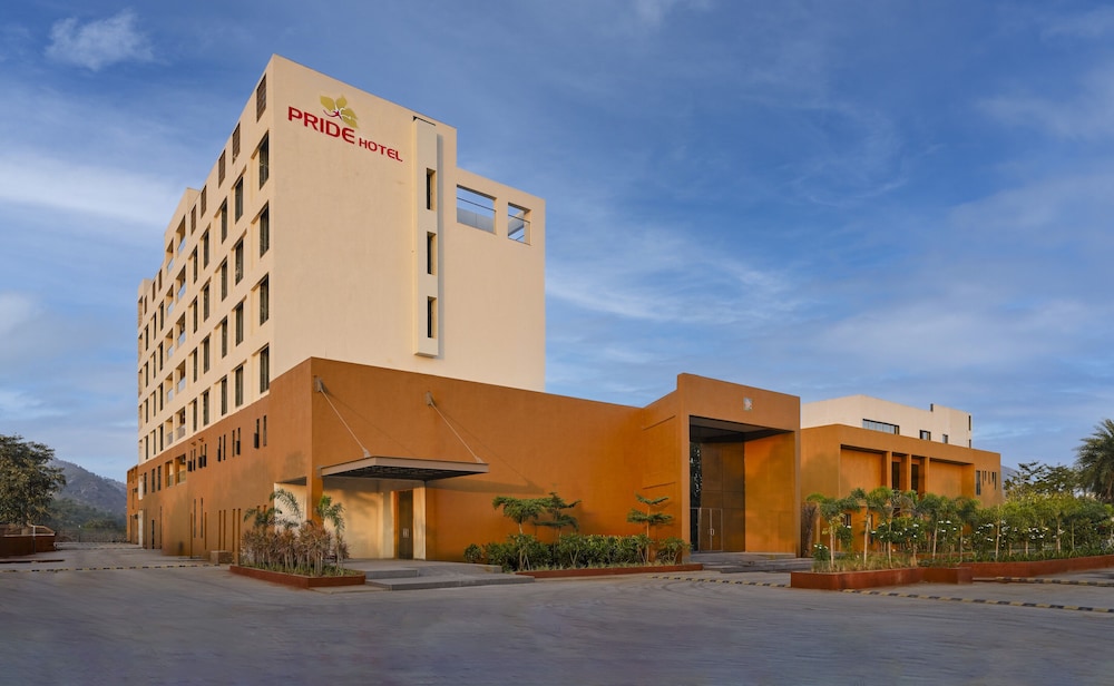 Pride Resort Ambaji - carbon neutral hotel in Palanpur