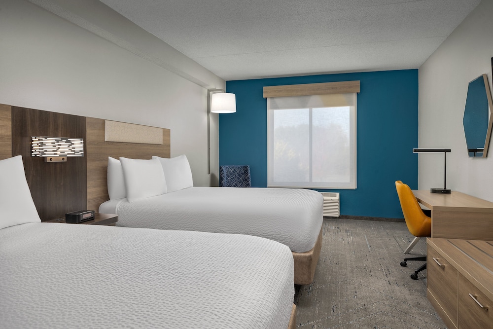 Holiday Inn Express Hotel & Suites Greensboro Airport Area by IHG - photo 15