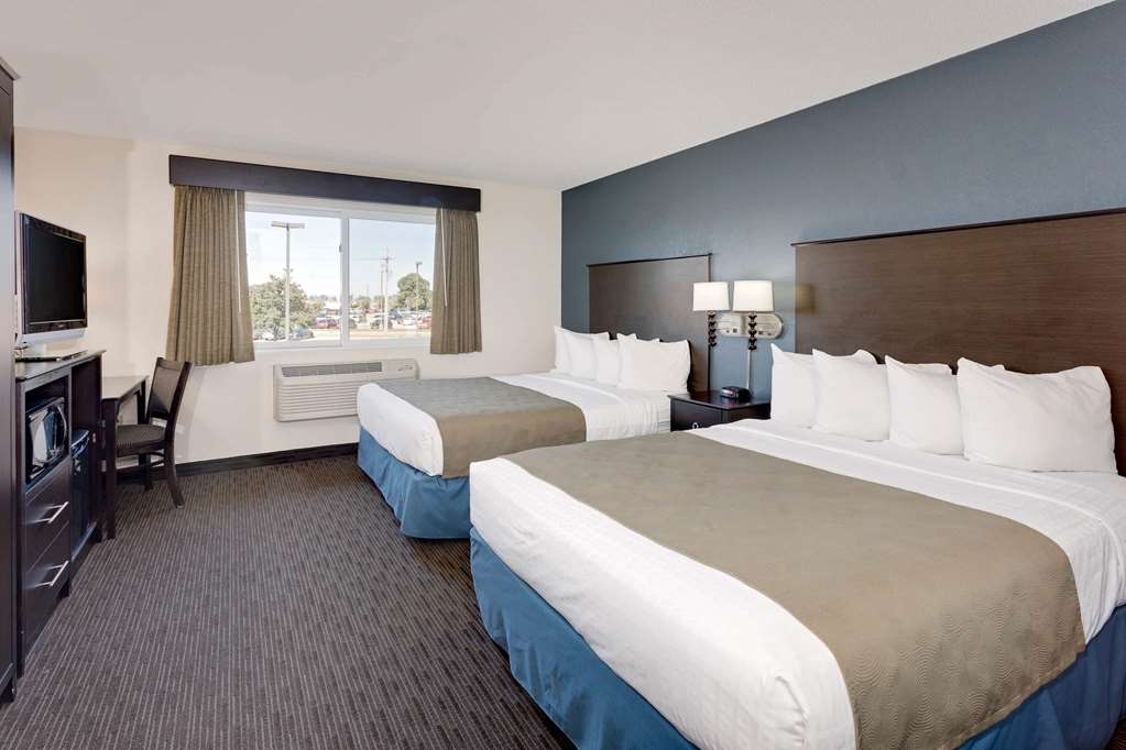 Baymont by Wyndham Owatonna - photo 36