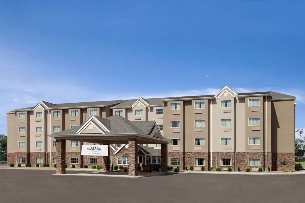 Microtel Inn & Suites by Wyndham St Clairsville Wheeling - featured photo