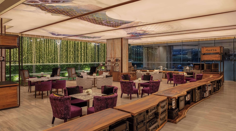 מזון ומשקאות