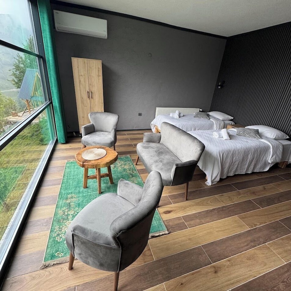 Seyrona Butik Otel in Camlihemsin, Turkey