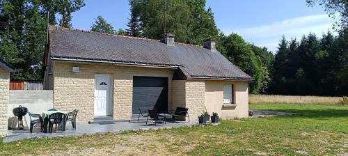 Ty case péi in Saint-Aignan, France