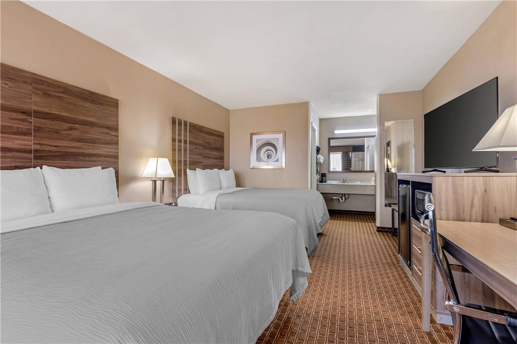 Quality Inn Paris - photo 9