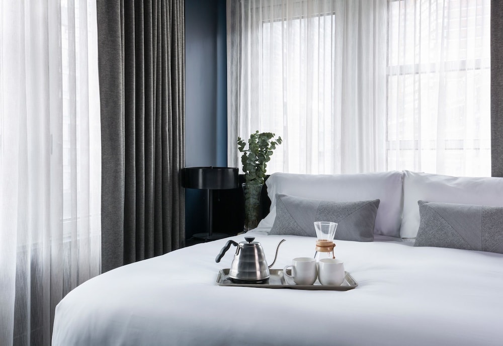 The Tillary Hotel - photo 8