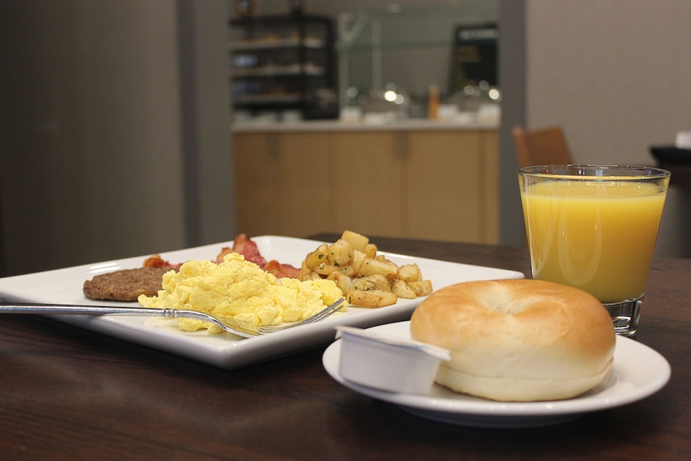 Holiday Inn Hattiesburg North by IHG - photo 39