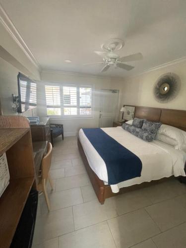 High Noon Beach Resort - photo 31