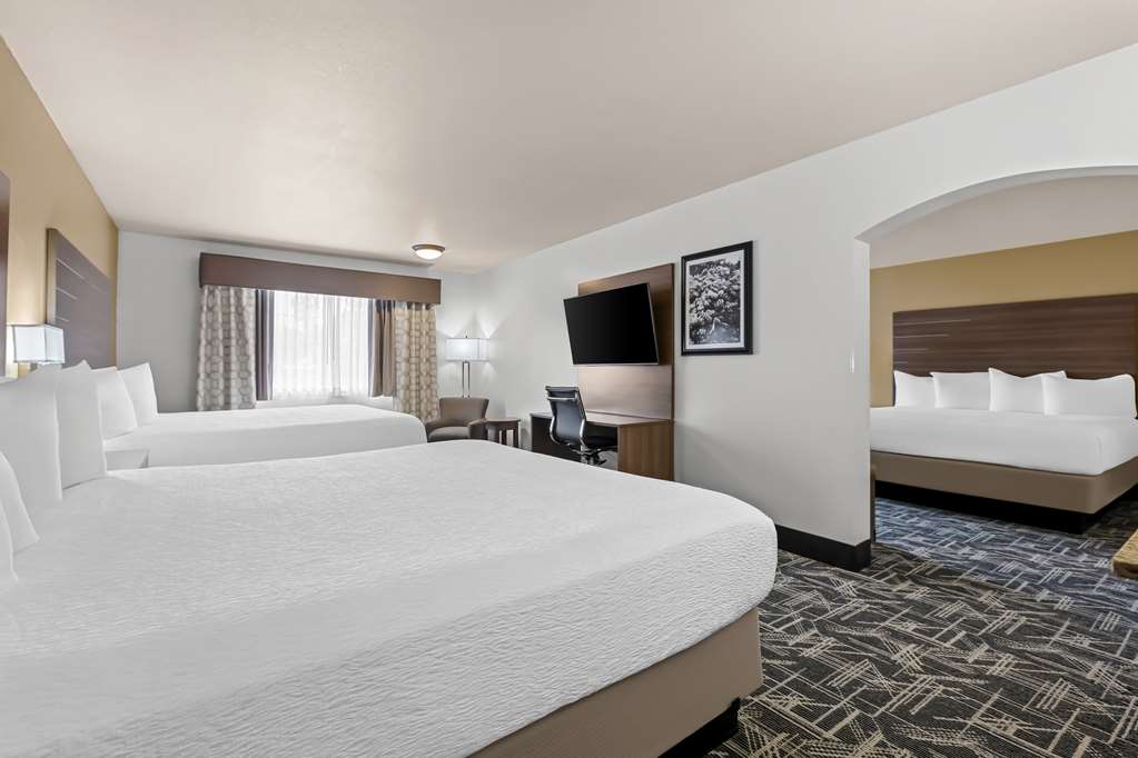 Best Western Plus Caldwell Inn & Suites - photo 27