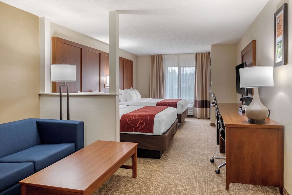 Comfort Suites Speedway Kansas City in Kansas City, United States