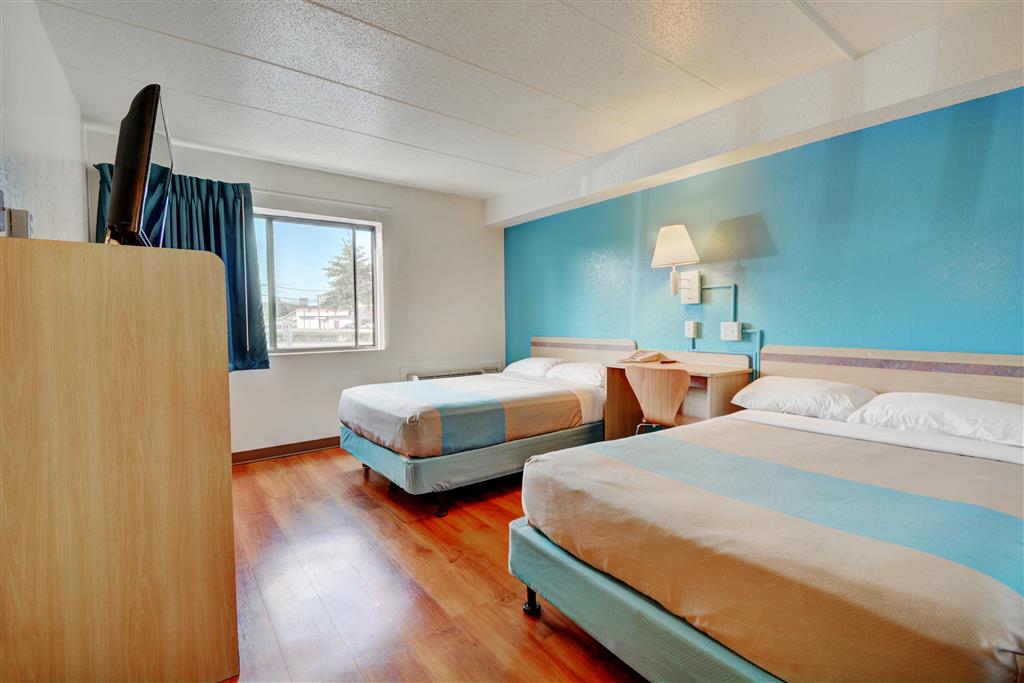 Motel 6 Newport RI - photo 6
