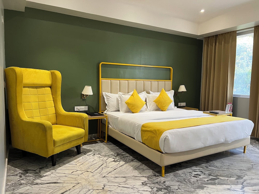 Phoenix Unmatched Comfort - last minute hotel in Udaipur