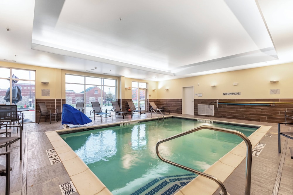 Fairfield Inn & Suites by Marriott Dallas DFW Airport North Coppell Grapevine - photo 18