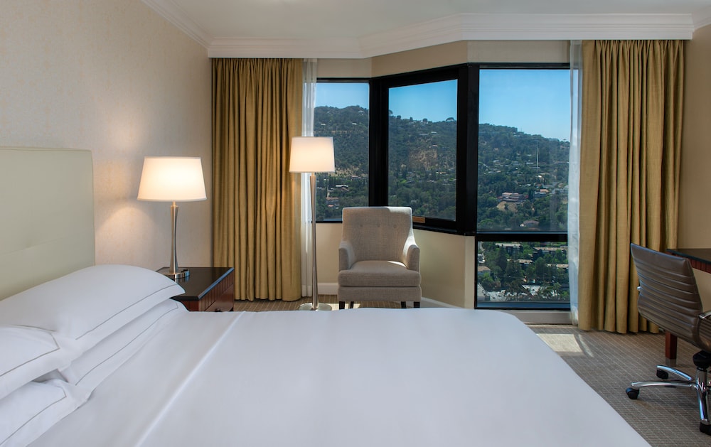 Hilton Los Angeles Universal City - photo 6