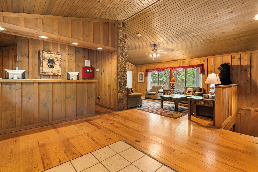 Cabins at Green Mountain Trademark Collection by Wyndham - photo 2