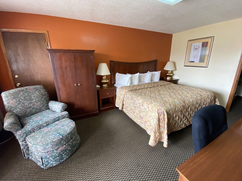 Rodeway Inn Baxley - photo 18