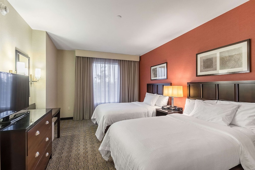 Embassy Suites Newark Airport - photo 15