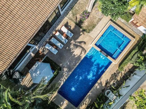 Coconut Palms huge swimming pool and pool table V136 in Unknown City, Thailand