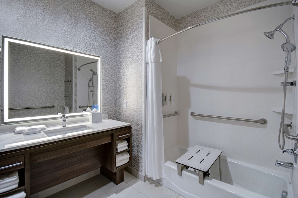 Home2 Suites by Hilton Burleson - photo 24