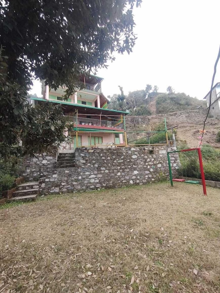 The Moon Light Home stay — 4-Star Luxury Hotel in Bhim Tal, India