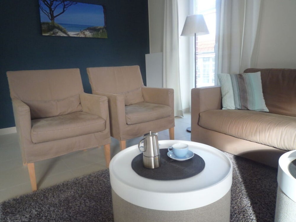 Deck 3 Modern Retreat — 4-Star Luxury Hotel in Timmendorfer Strand, Germany