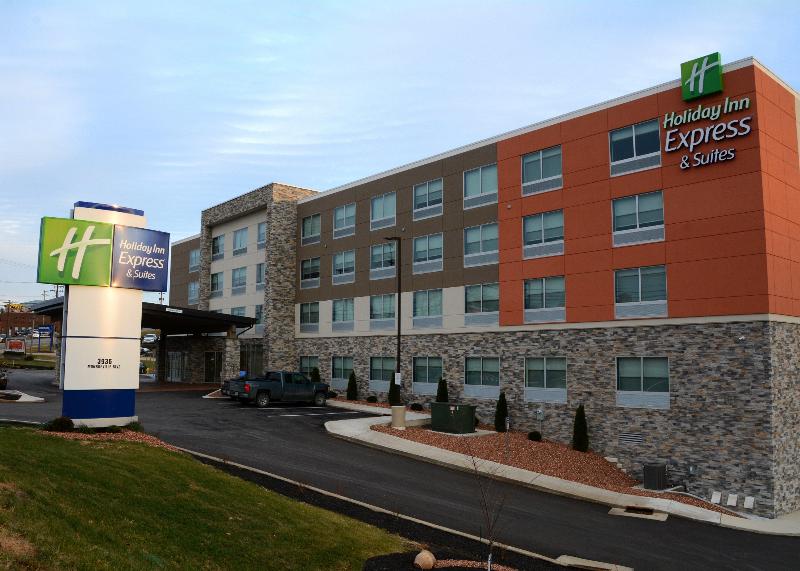 Holiday Inn Express & Suites Pittsburgh Monroeville by IHG — hotel in Monroeville