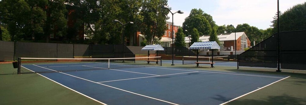 The Martha Washington Inn & Spa - photo 52