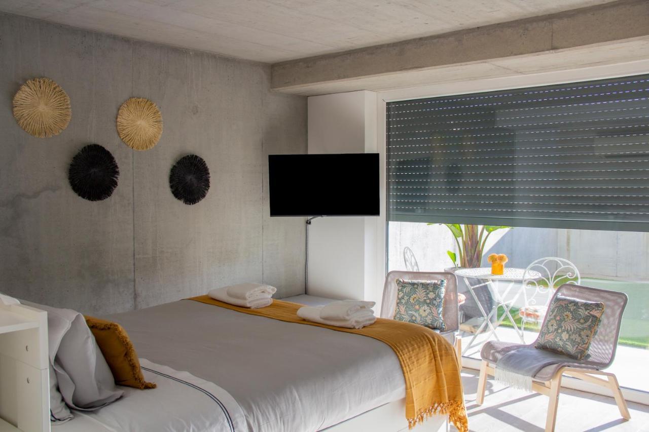 Casa das Falcoeiras Estúdio com terraço privado — 4-Star Luxury Hotel in Aveiro, Portugal