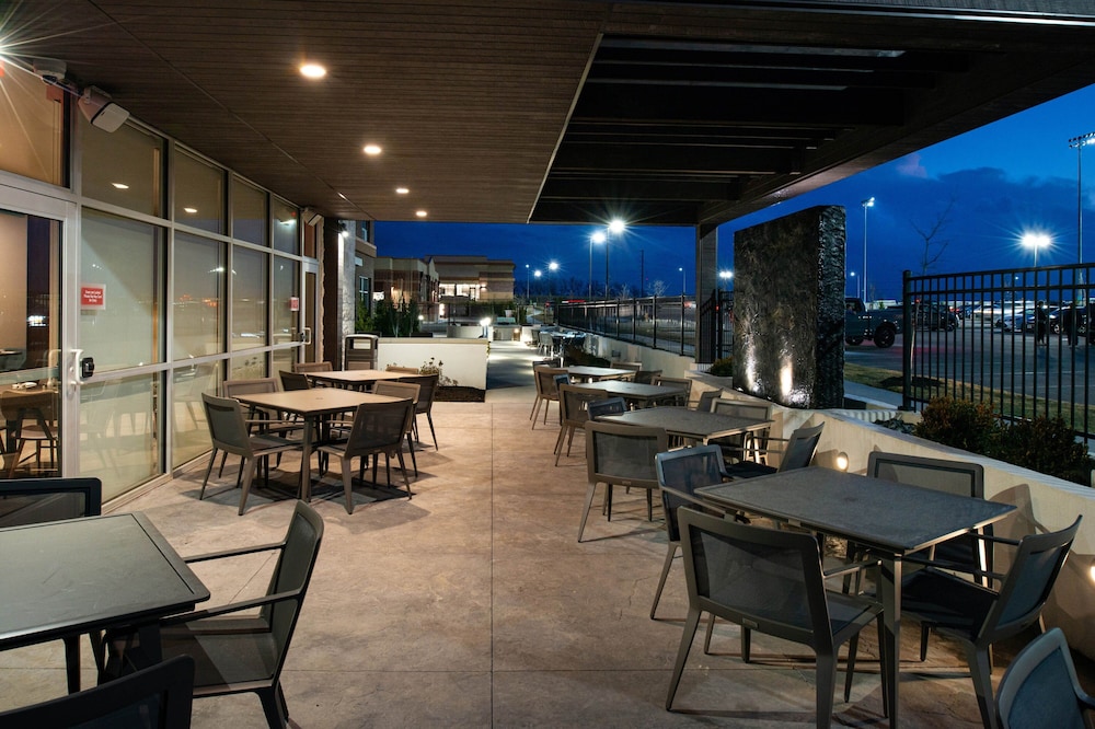 Four Points by Sheraton Kansas City Olathe - photo 25