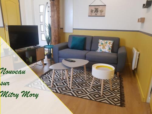 F3 L'escale Conviviale Villepinte Aeroport CDG Parc Asterix Paris — hotel in Mitry-Mory