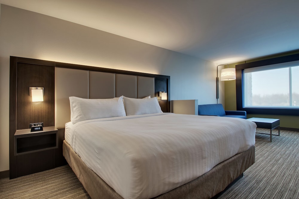 Holiday Inn Express & Suites Mount Vernon by IHG - photo 3
