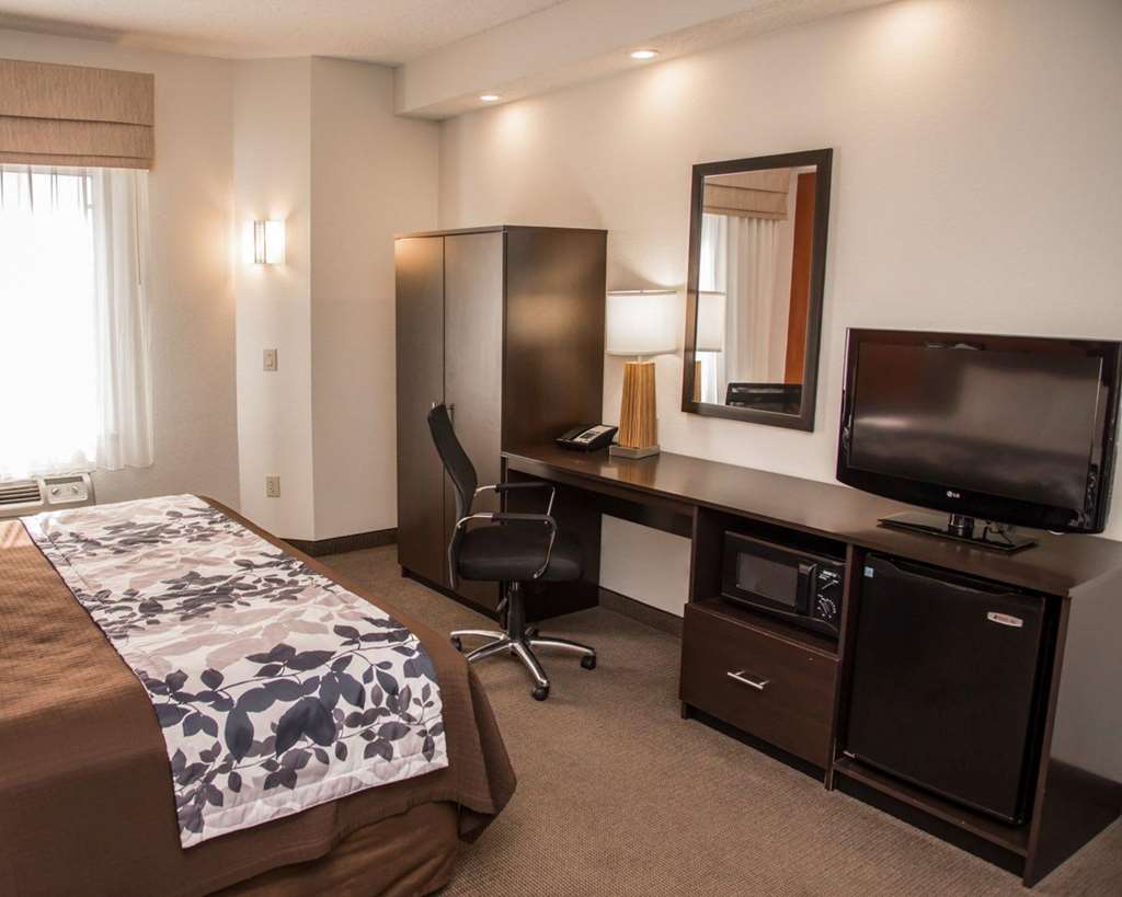 Sleep Inn & Suites at Concord Mills - photo 7