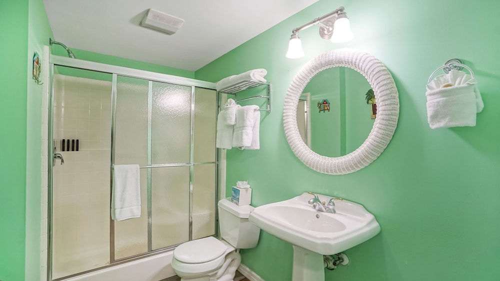 Glunz Ocean Beach Hotel & Resort - photo 49