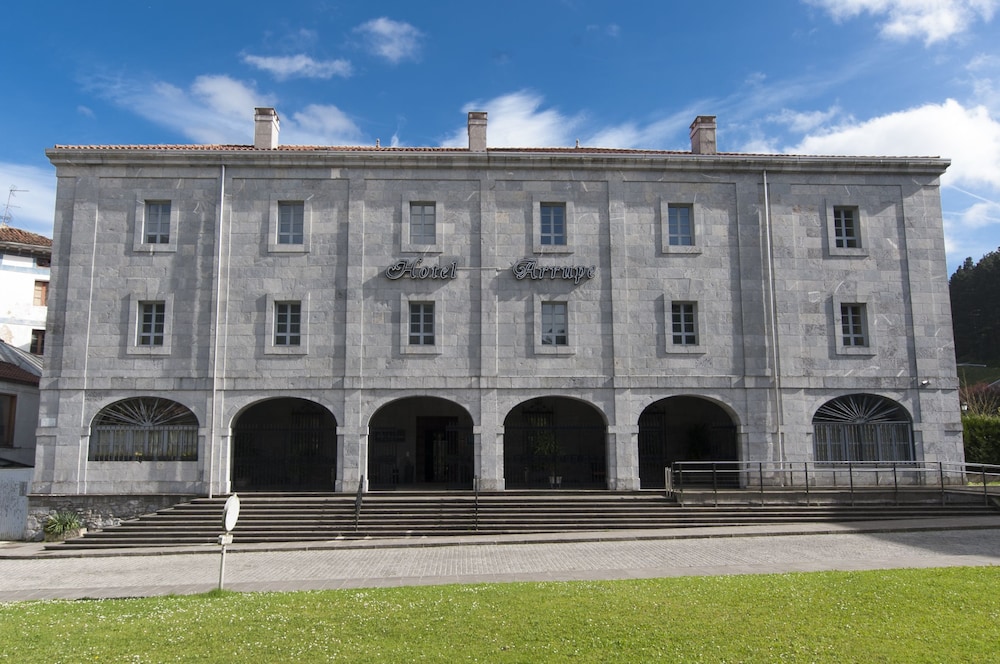 Hotel Arrupe