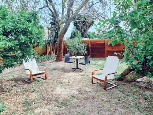 3 bedroom garden house in Tableview