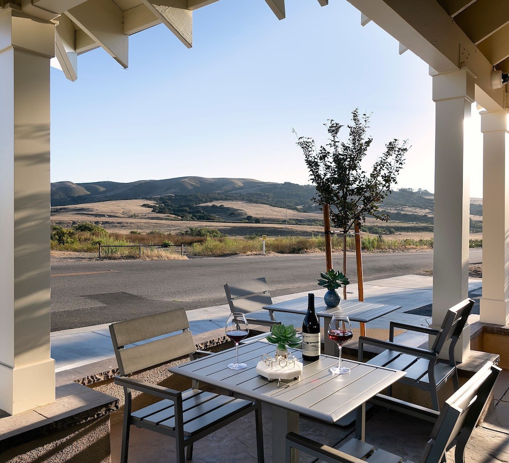Wine Stone Inn - photo 13