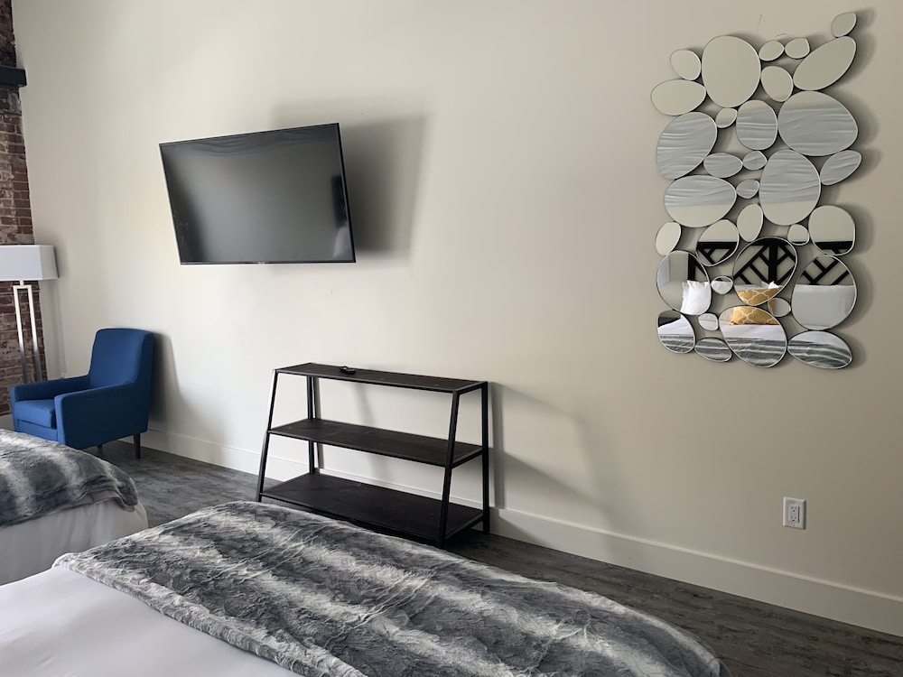Manhattan Hotel Salida - photo 15