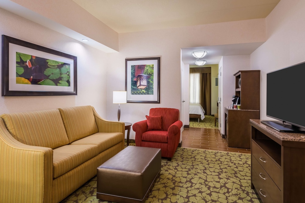 Hilton Garden Inn Wayne - photo 14