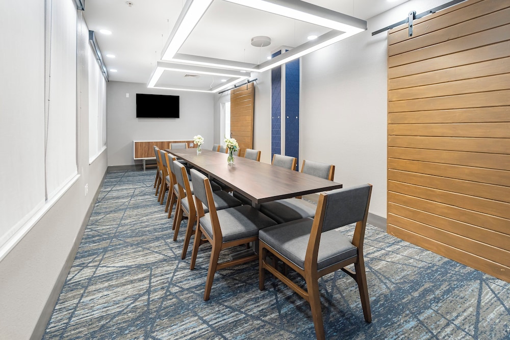 Holiday Inn Express Salt Lake City South Midvale by IHG - photo 48