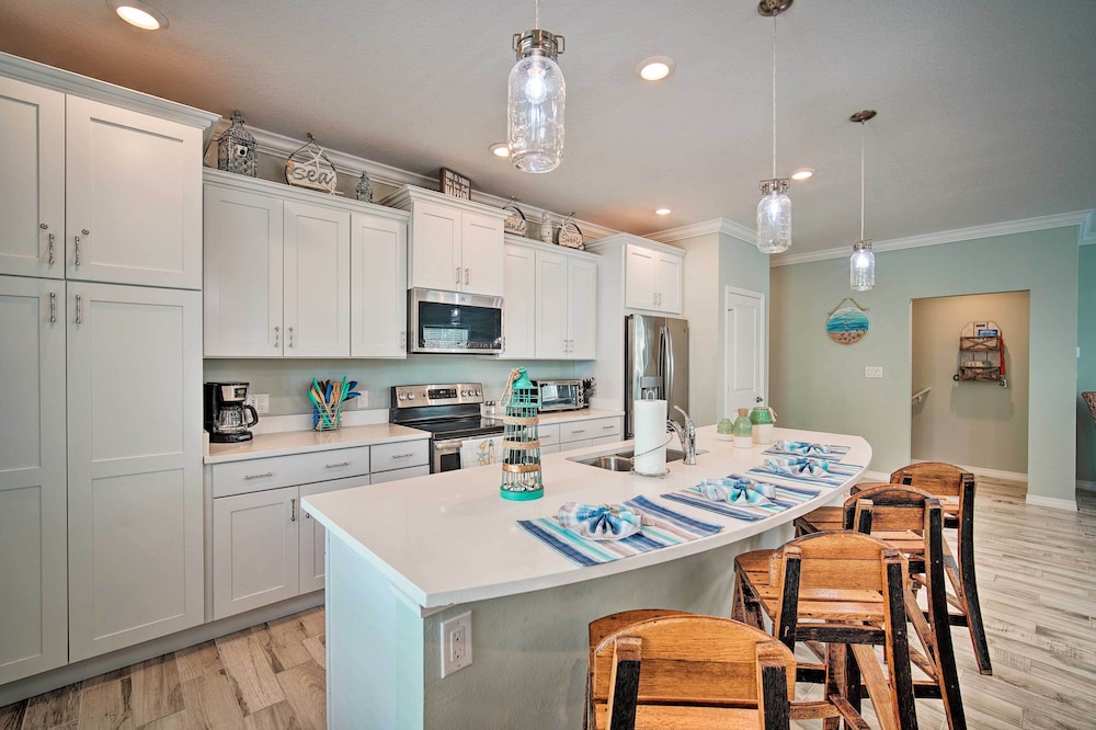Upscale Perdido Key Resort Villa 1 Mi to Beach - photo 12
