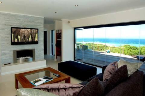 Home by the Sea — 4-Star Luxury Hotel in Plettenberg Bay, South Africa
