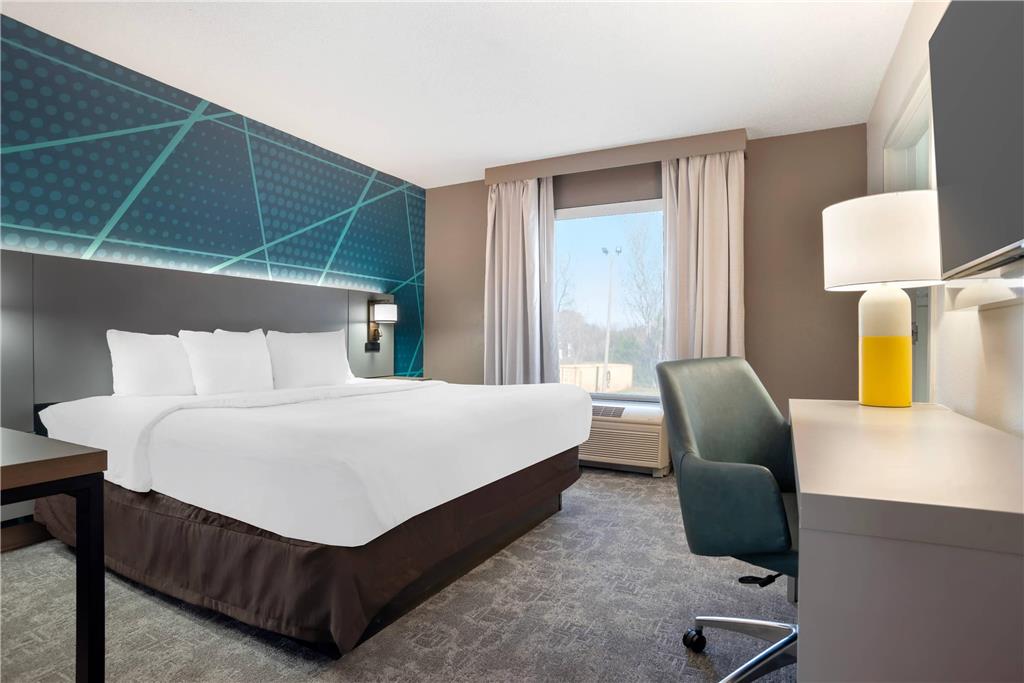 Comfort Inn Livingston - photo 18