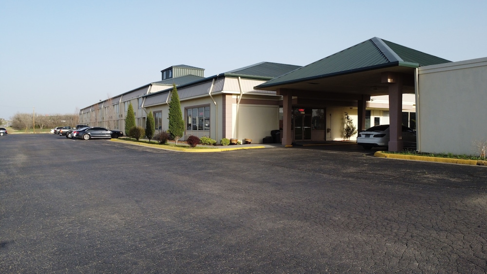 USA Inn Junction City Near Fort Riley in Junction, United States