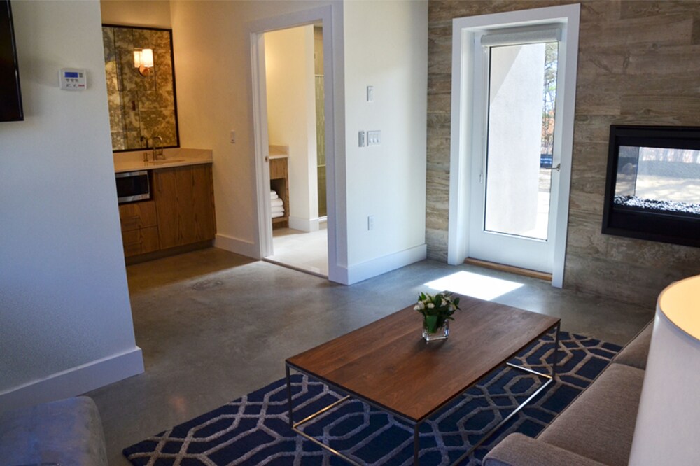 The Hampton Maid - photo 20