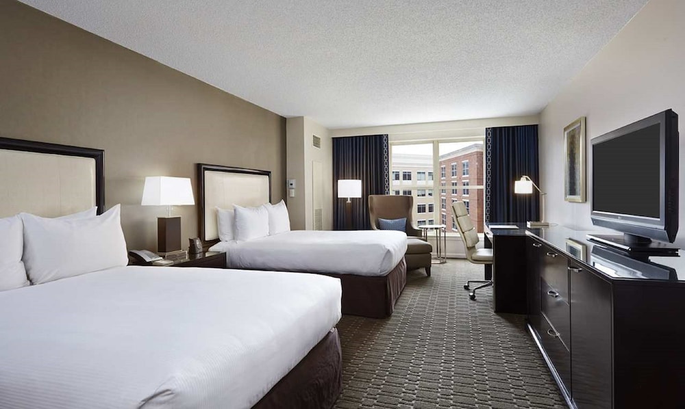 Hilton Alexandria Old Town - photo 8