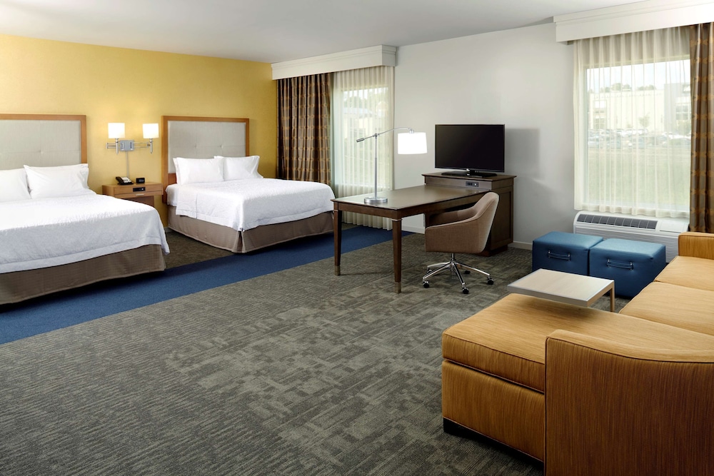 Hampton Inn & Suites Pittsburgh Airport South Settlers Ridge - photo 10