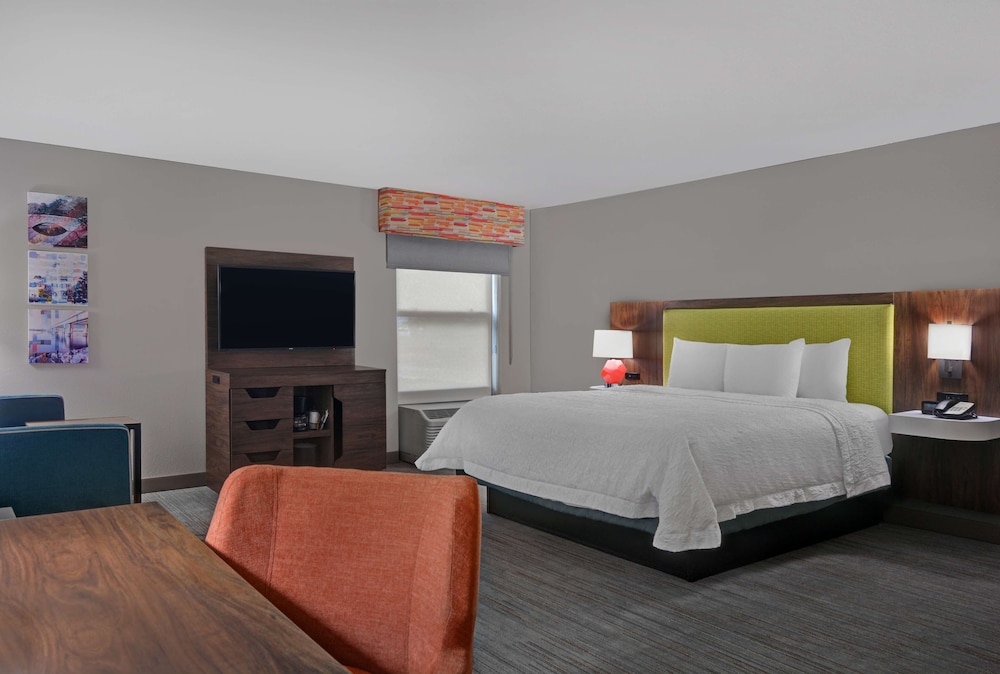 Hampton Inn Charlotte Monroe - photo 13