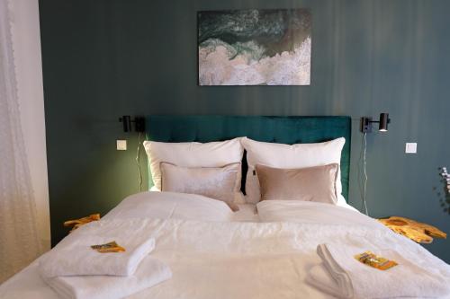 Design Apartment Nr 2 mit Terrasse und Parkplatz — 4-Star Luxury Hotel in Straubing, Germany