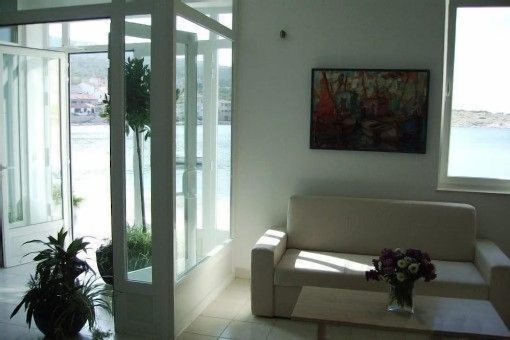 Tamarix Residence — Posedarje — photo 4