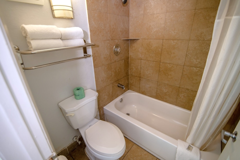 Masters Inn Tucker - photo 31