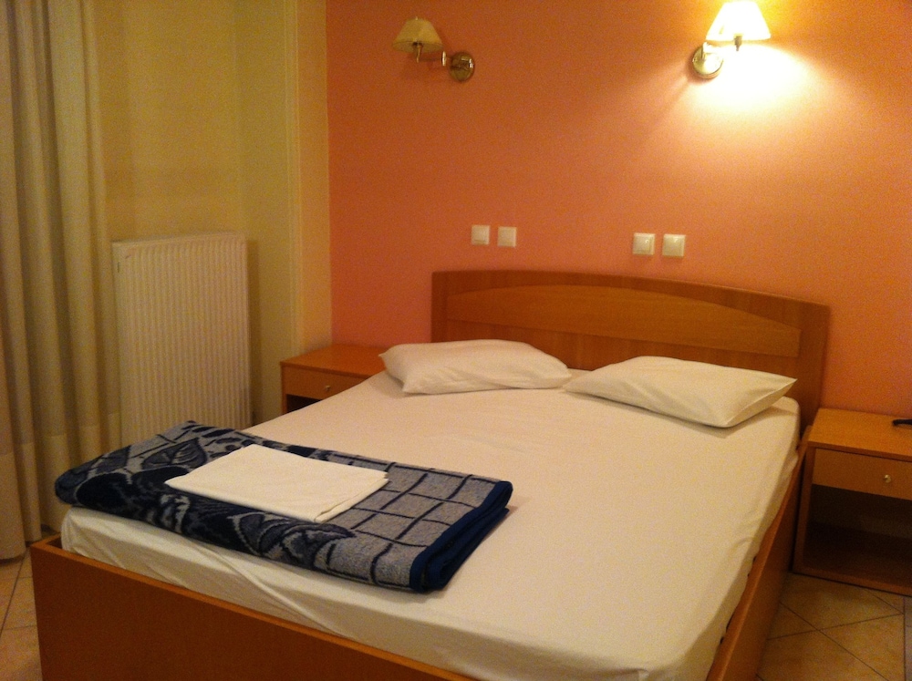 Cybele Guest Accommodation - carbon neutral hotel in Athens